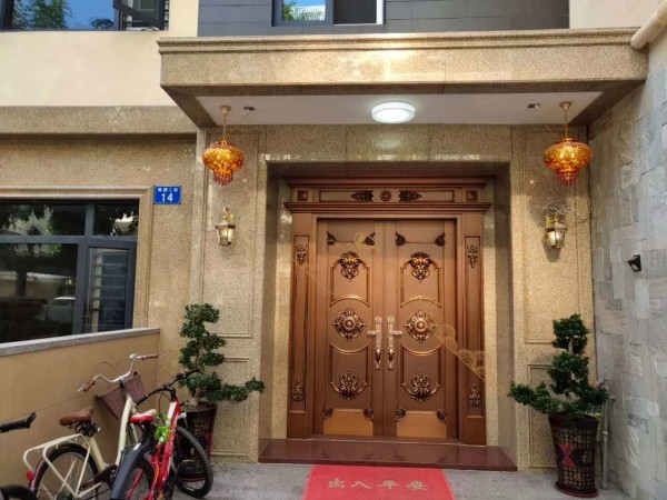 銅門(mén)和不銹鋼門(mén)的特點(diǎn)