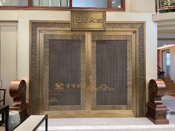 佛山別墅銅門廠家愛(ài)唯銅藝——展廳龍派大院青古銅大門