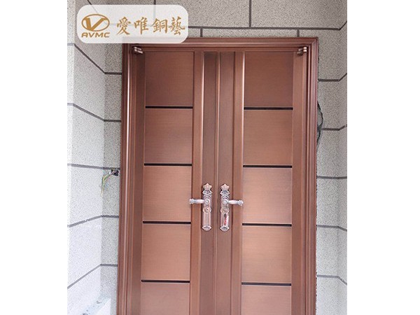 沿海地區定做銅門要選好門的材質很重要!