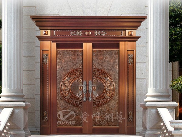 廣東別墅銅門廠家愛唯銅藝——別墅銅門中西結合